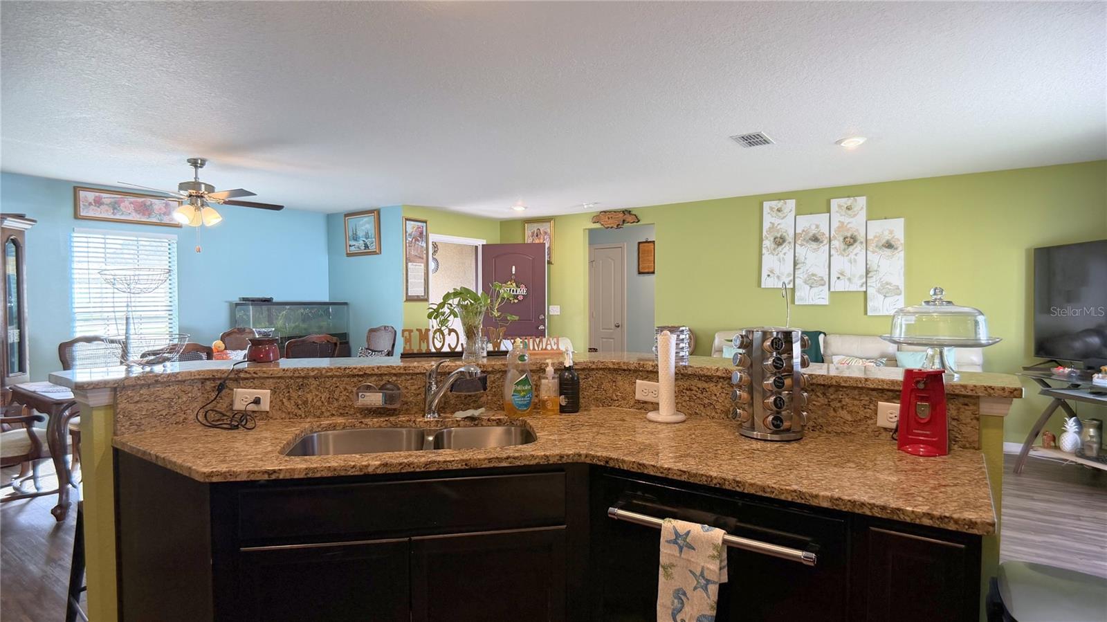 Image 17 of 25 For 35901 Joewood Avenue