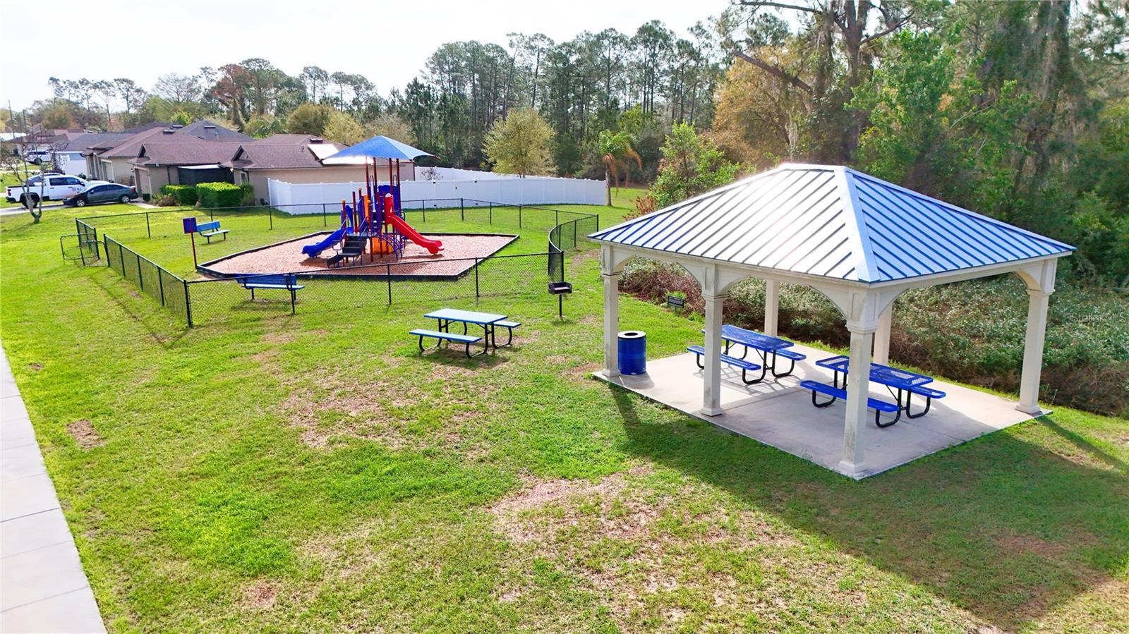 Image 9 of 25 For 35901 Joewood Avenue