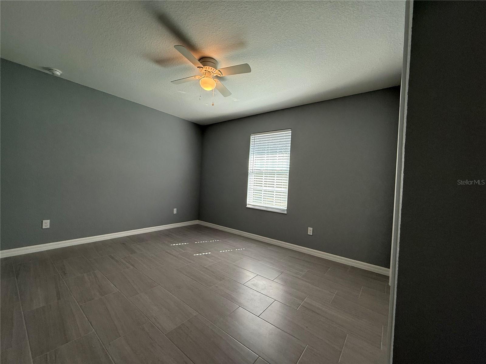 Image 6 of 12 For 13336 106th Place