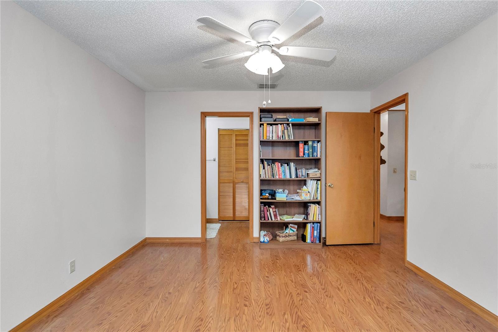 Image 14 of 32 For 2416 18th Circle