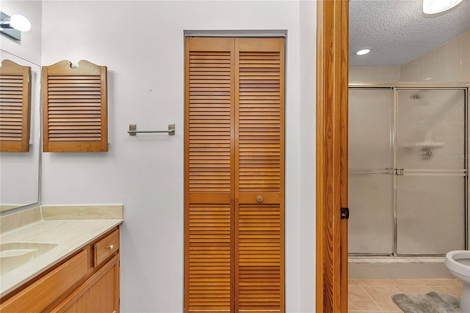 Image 16 of 32 For 2416 18th Circle