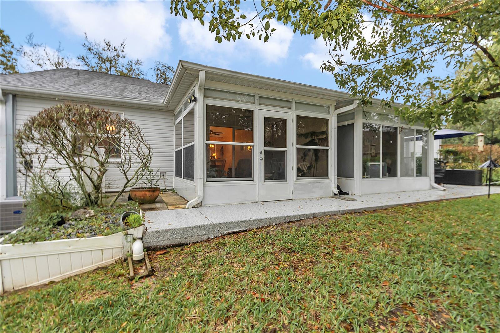 Image 26 of 32 For 2416 18th Circle