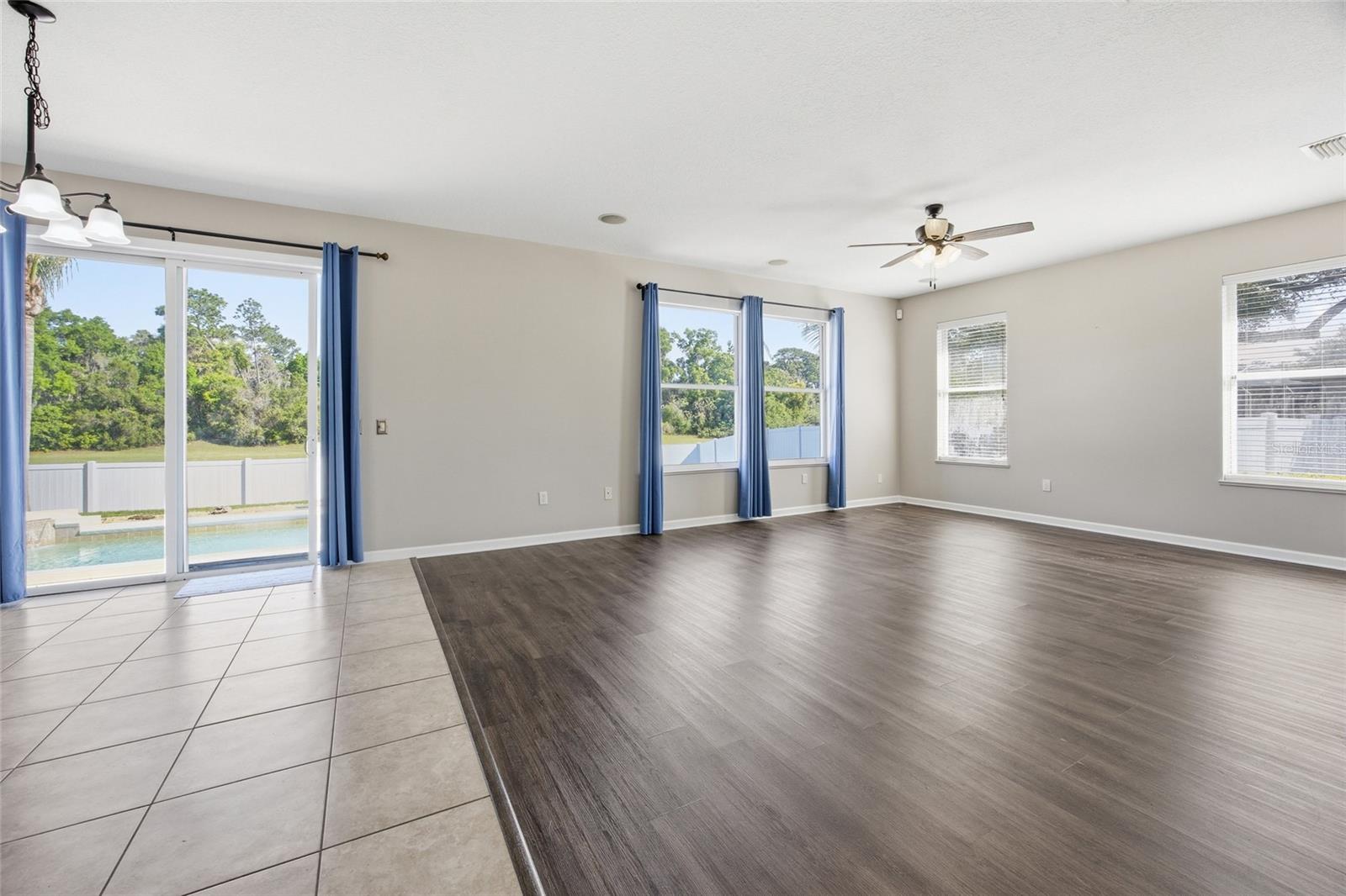 Image 29 of 49 For 4325 106th Street