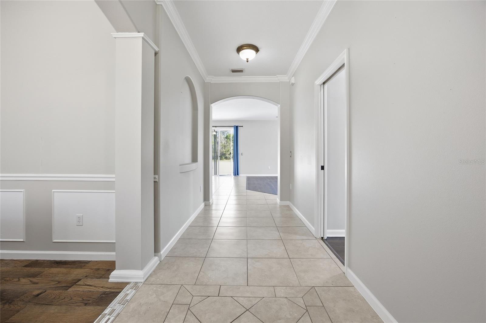 Image 9 of 49 For 4325 106th Street