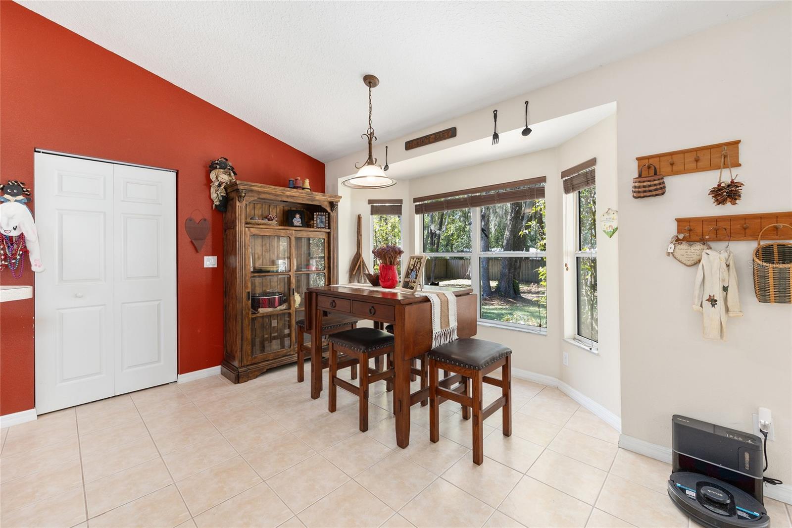 Image 19 of 46 For 4515 6th Circle