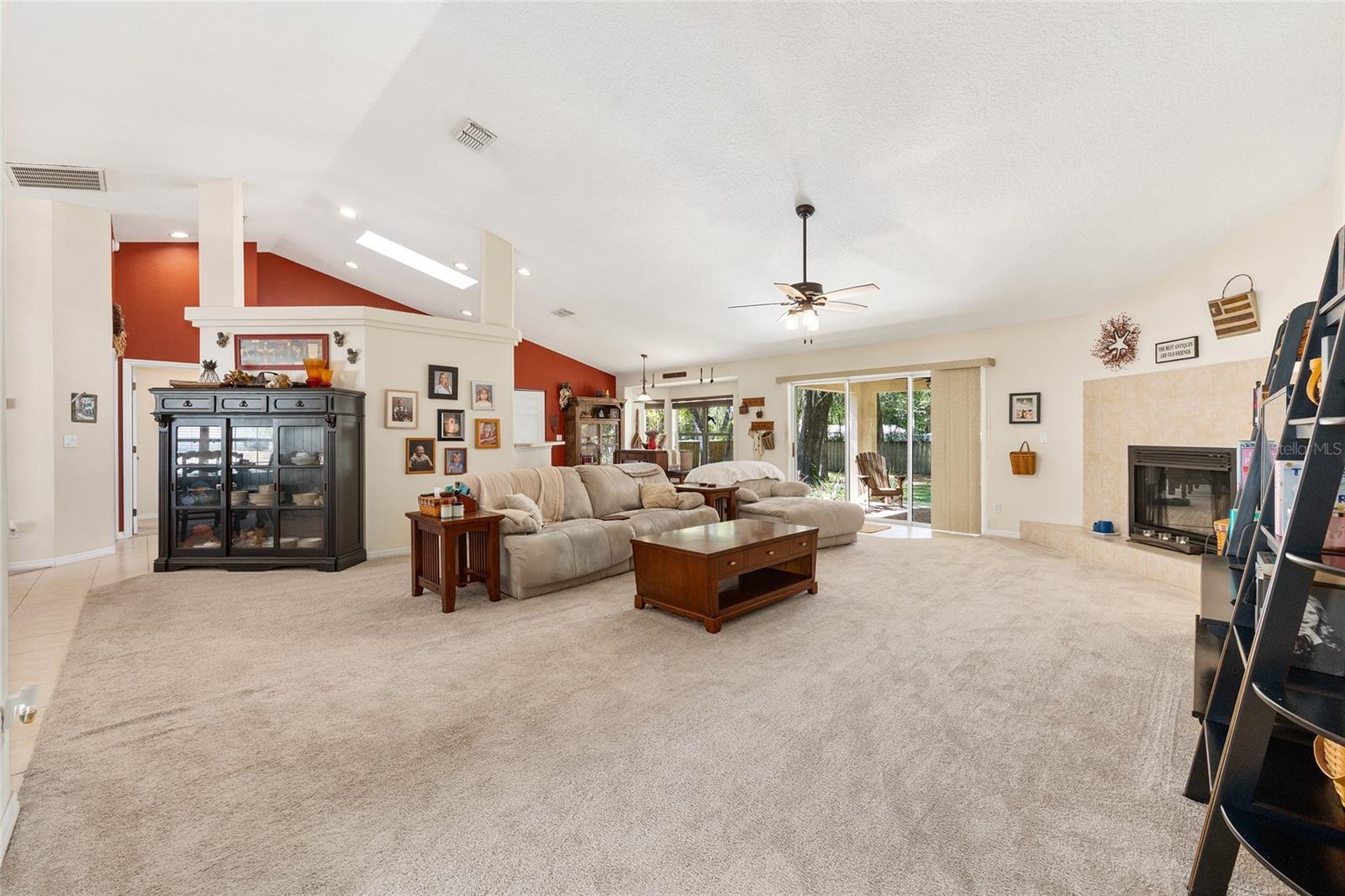 Image 22 of 46 For 4515 6th Circle