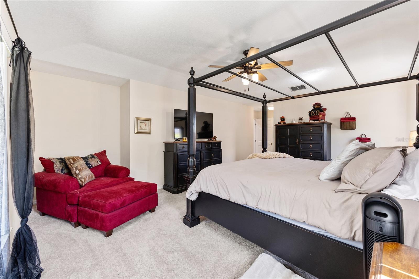 Image 28 of 46 For 4515 6th Circle