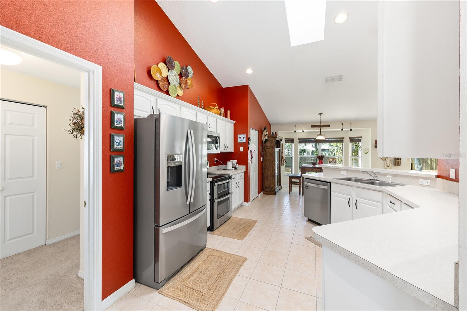 Image 7 of 46 For 4515 6th Circle