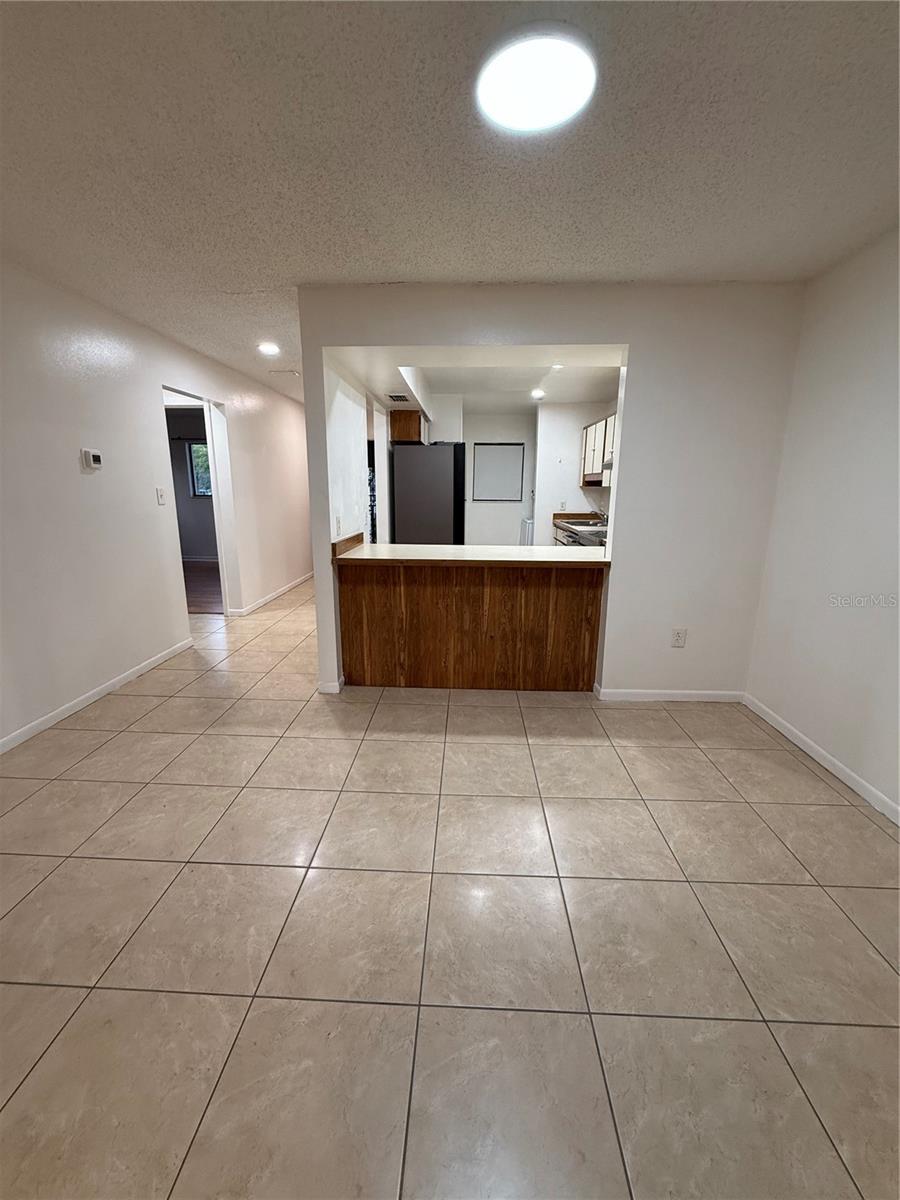 Image 11 of 28 For 2853 32nd Avenue Sw