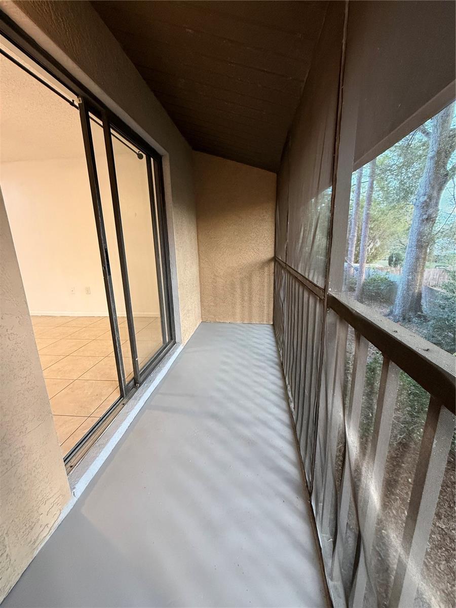 Image 27 of 28 For 2853 32nd Avenue Sw