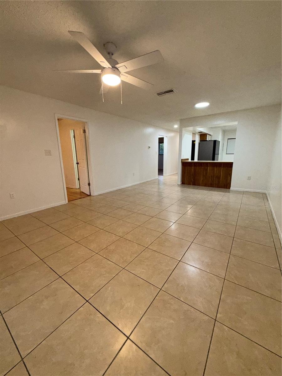 Image 9 of 28 For 2853 32nd Avenue Sw