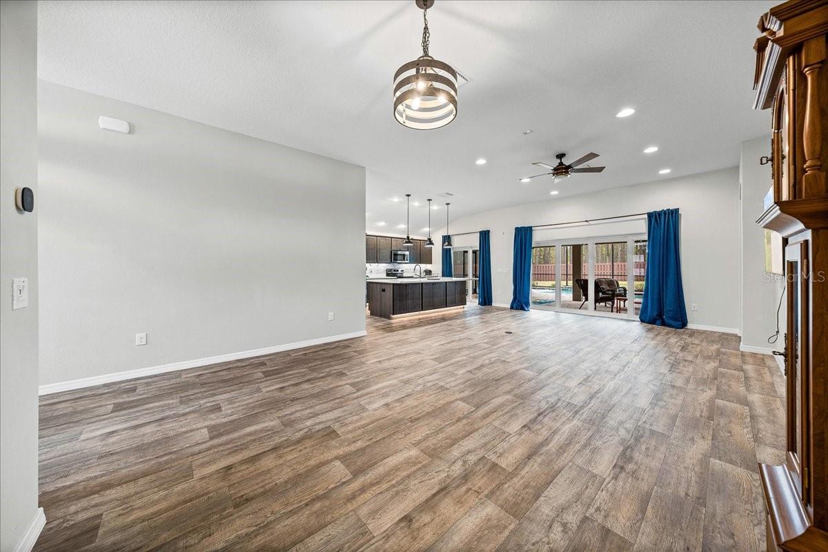 Image 3 of 28 For 3274 Sennett Circle