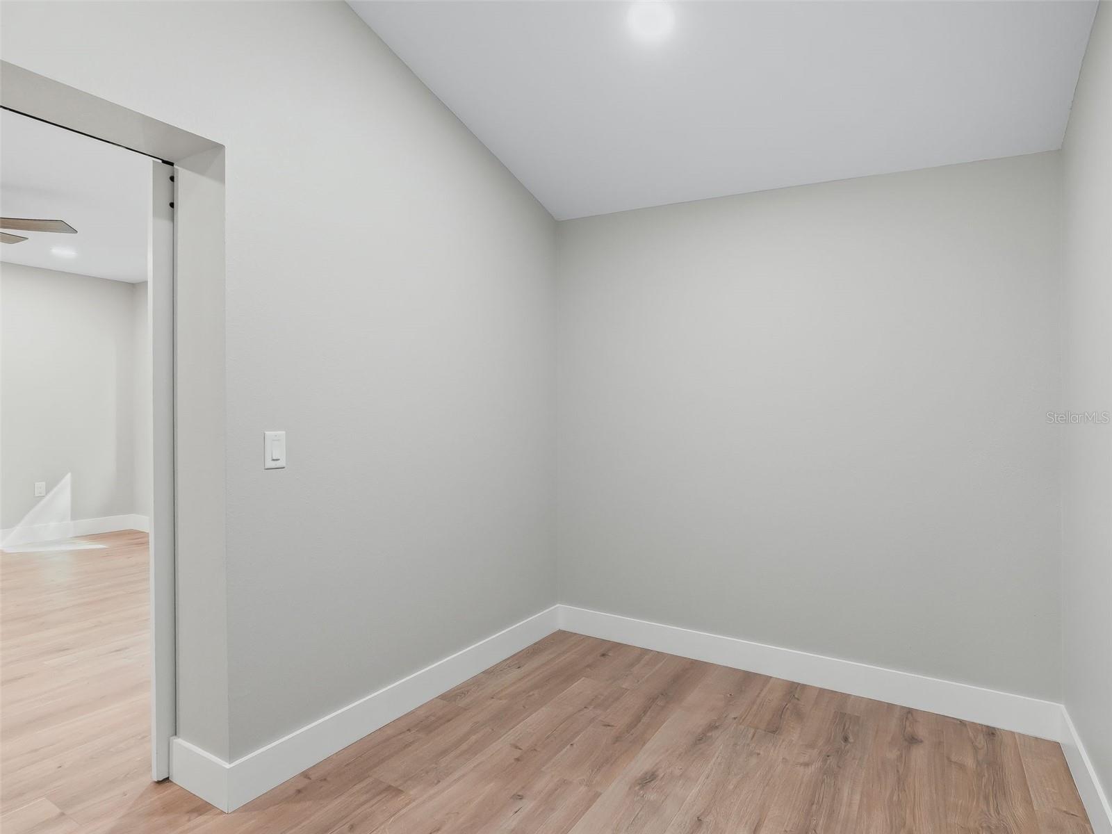 Image 15 of 59 For 8251 136th Avenue Road