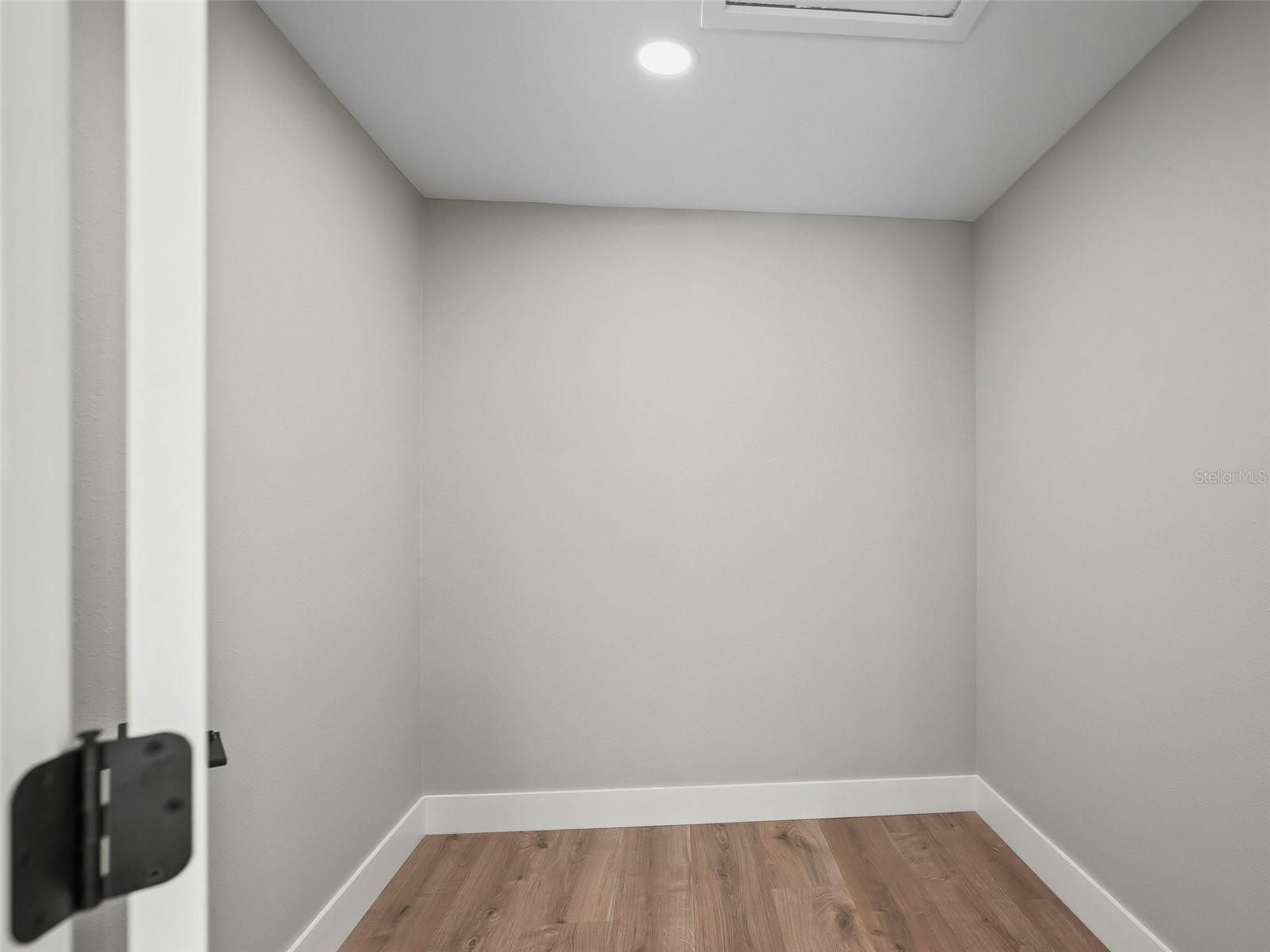 Image 21 of 59 For 8251 136th Avenue Road