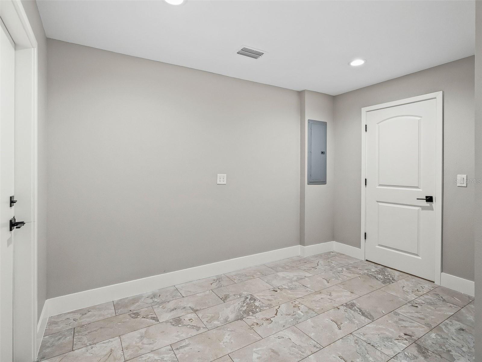 Image 38 of 59 For 8251 136th Avenue Road