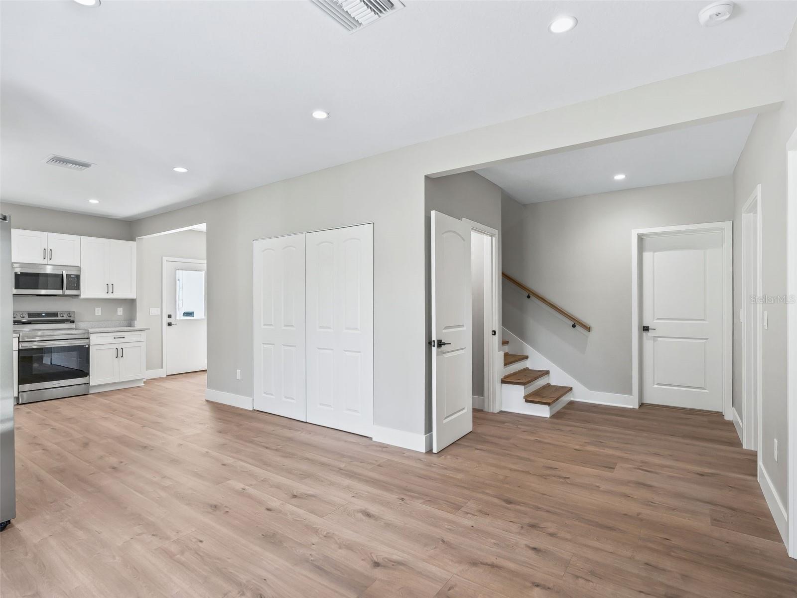 Image 43 of 59 For 8251 136th Avenue Road