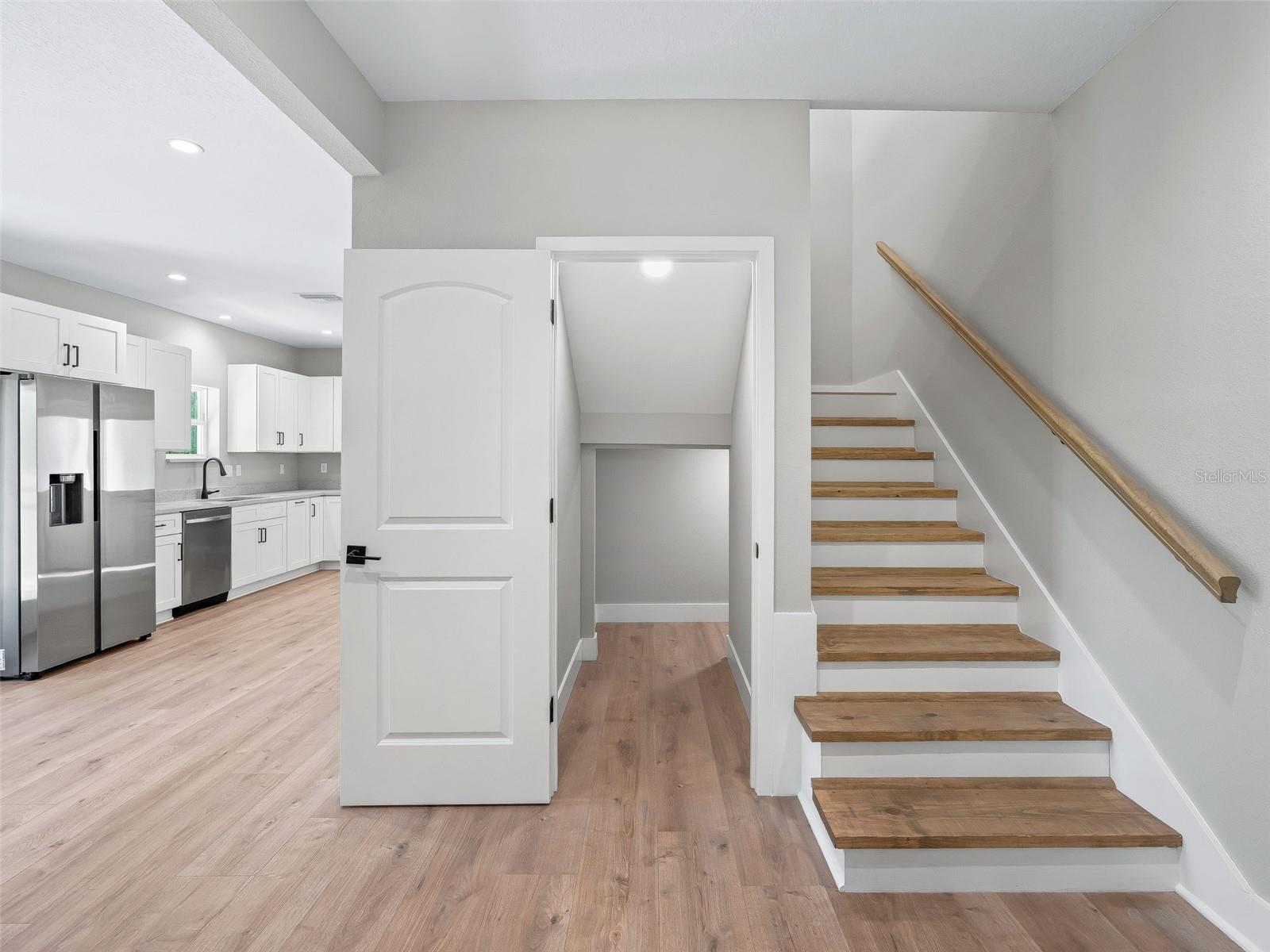 Image 44 of 59 For 8251 136th Avenue Road