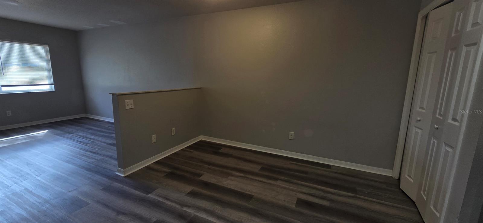 Image 5 of 9 For 2911 52nd Avenue 3