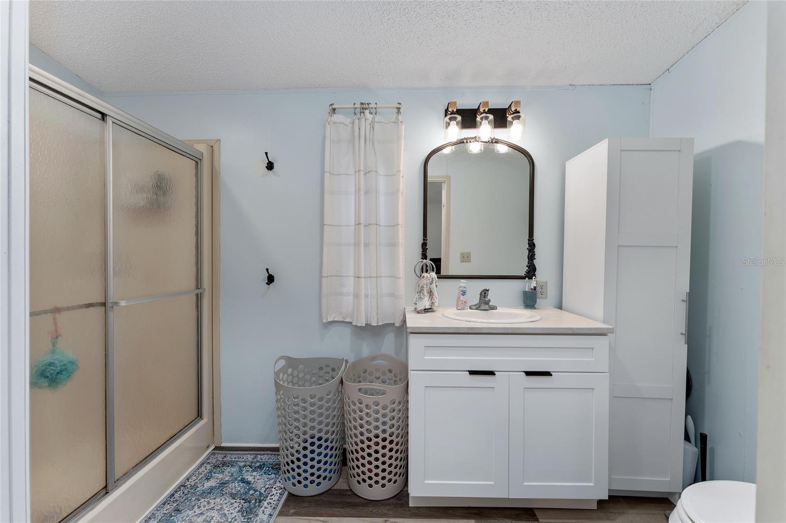 Image 25 of 45 For 12310 86th Avenue