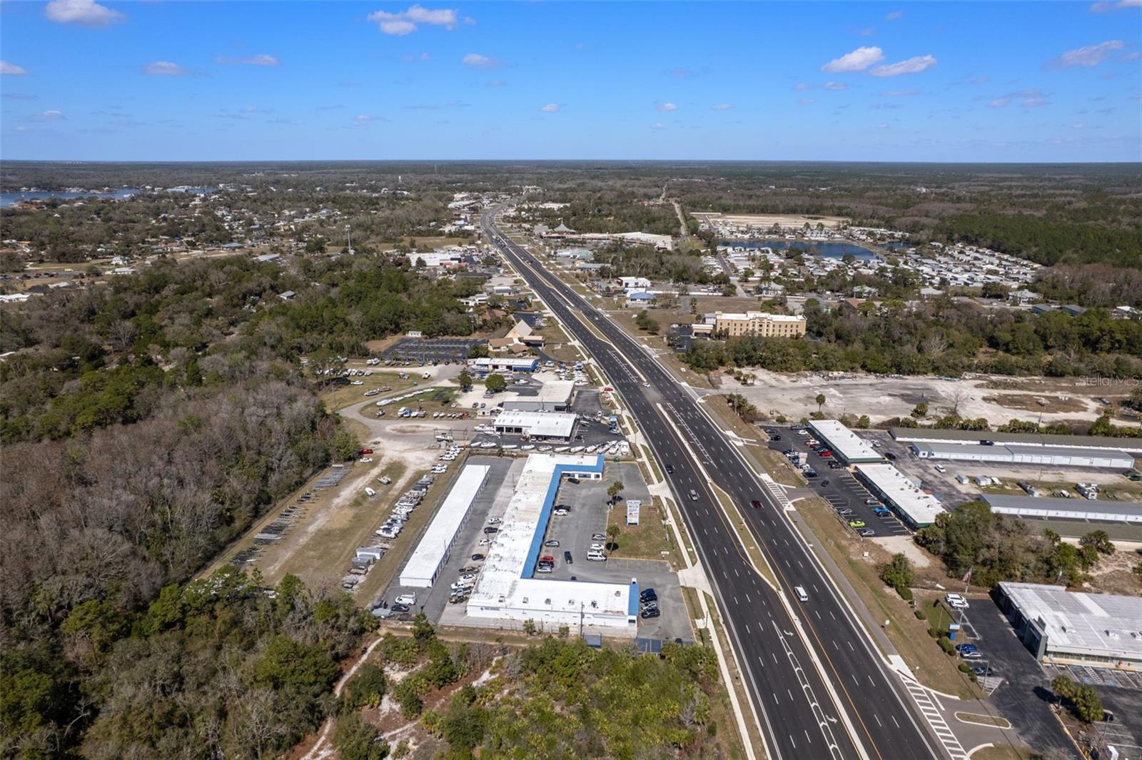 Image 18 of 25 For 940 Suncoast Boulevard