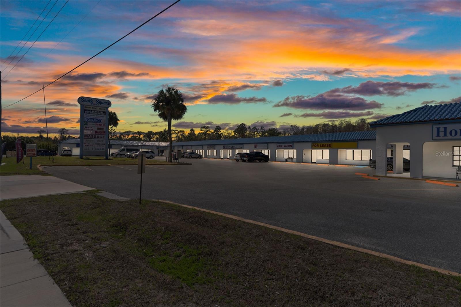 Image 2 of 25 For 940 Suncoast Boulevard