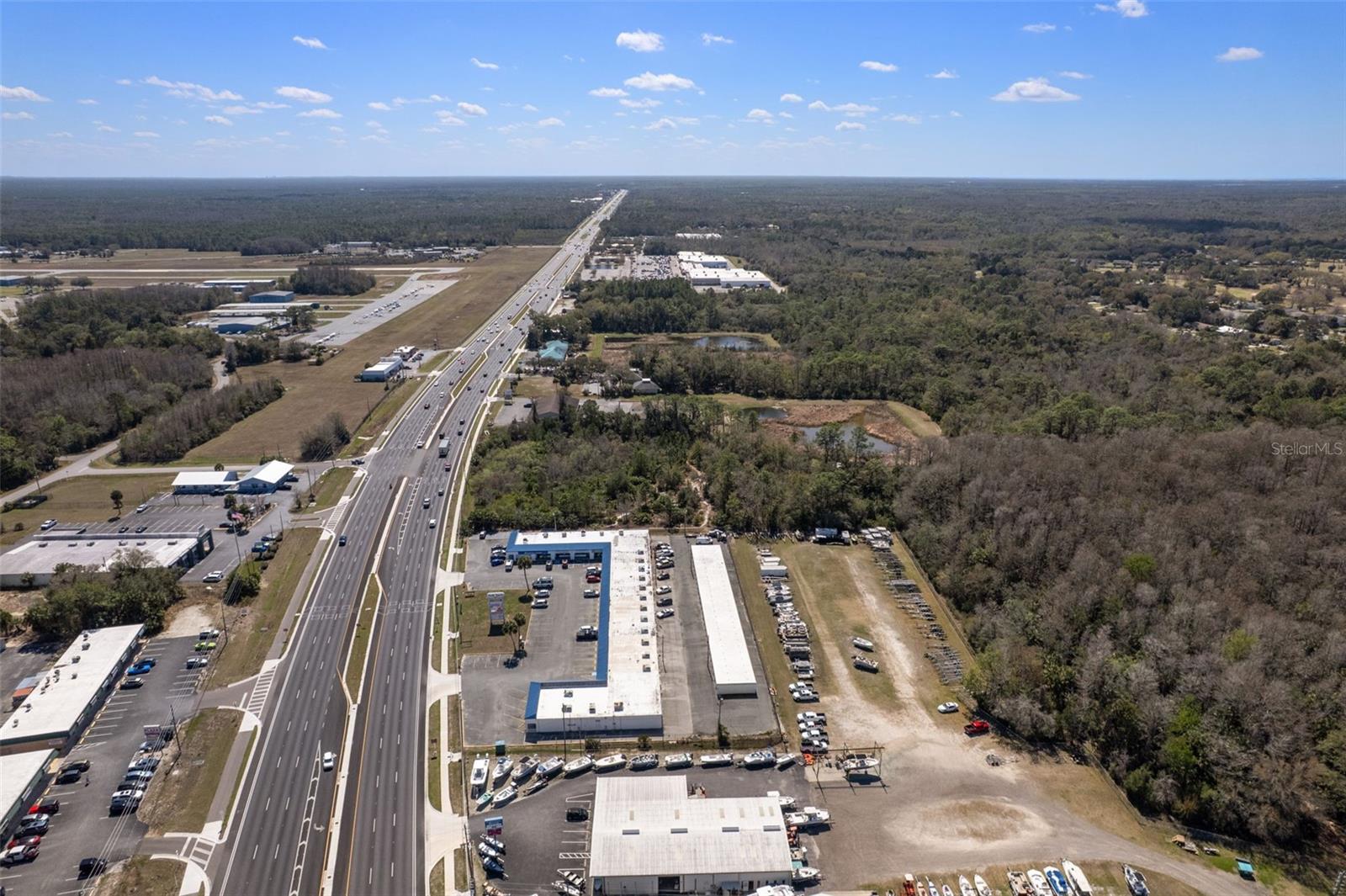 Image 24 of 25 For 940 Suncoast Boulevard