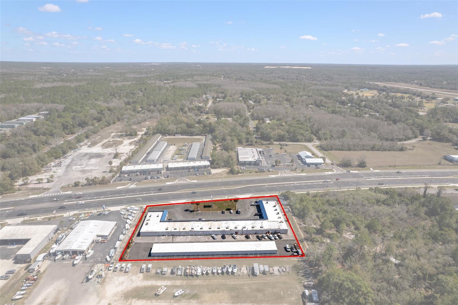 Image 7 of 25 For 940 Suncoast Boulevard