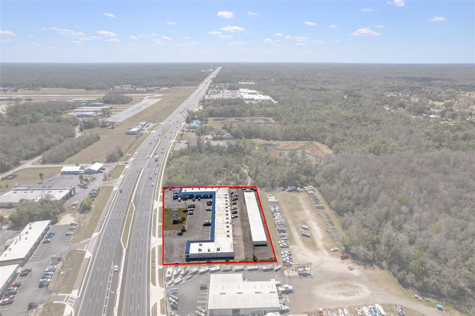 Image 8 of 25 For 940 Suncoast Boulevard