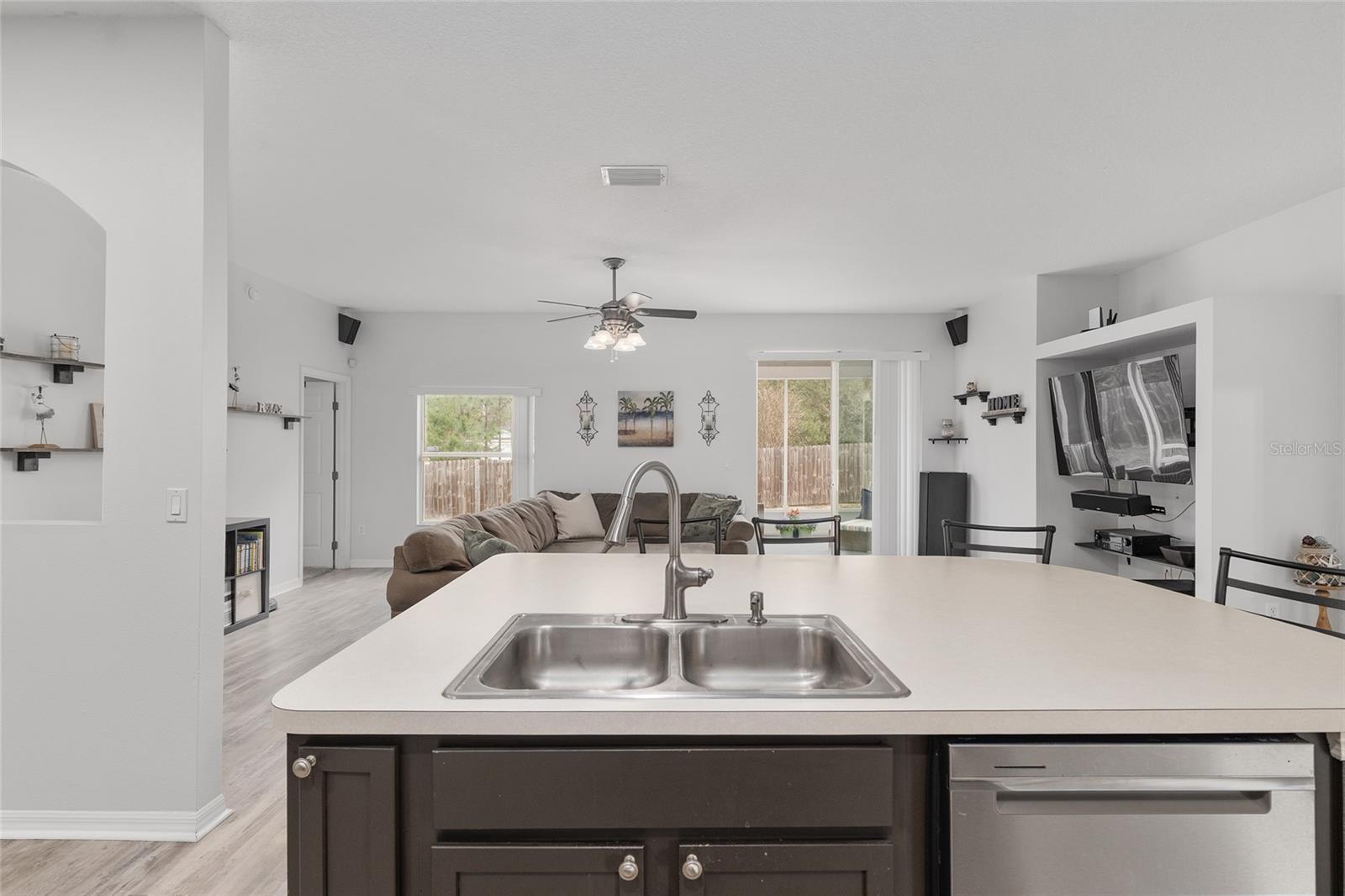 Image 11 of 33 For 224 Oak Lane