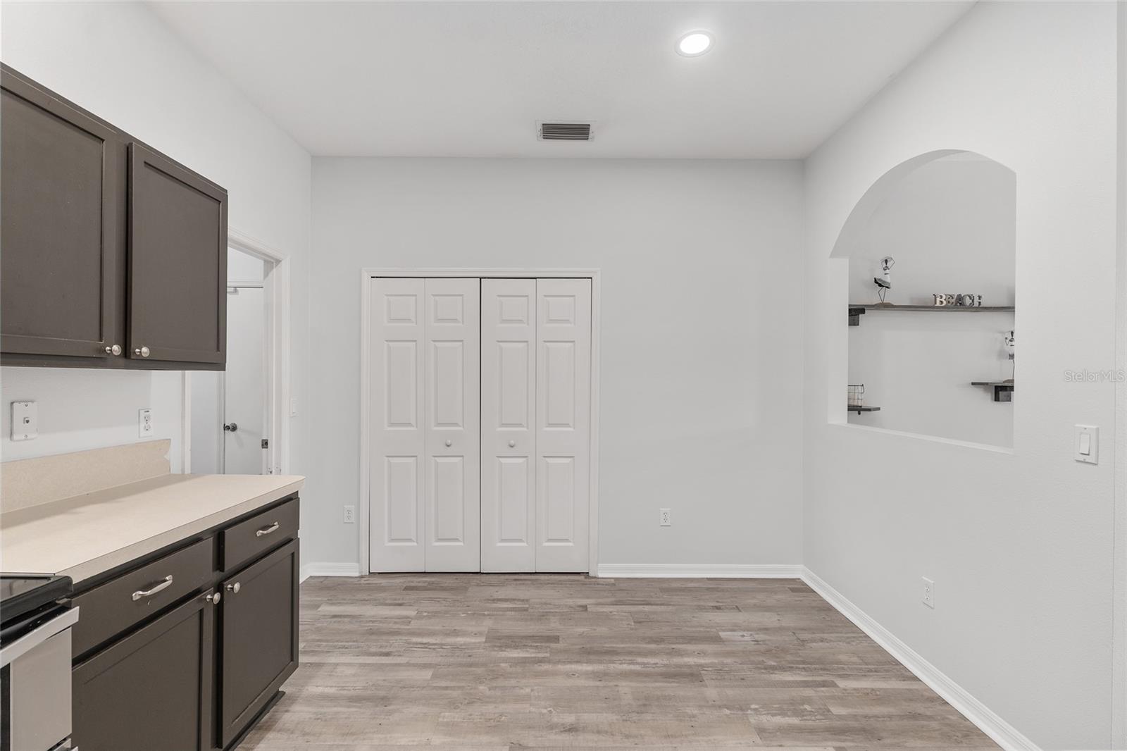 Image 15 of 33 For 224 Oak Lane