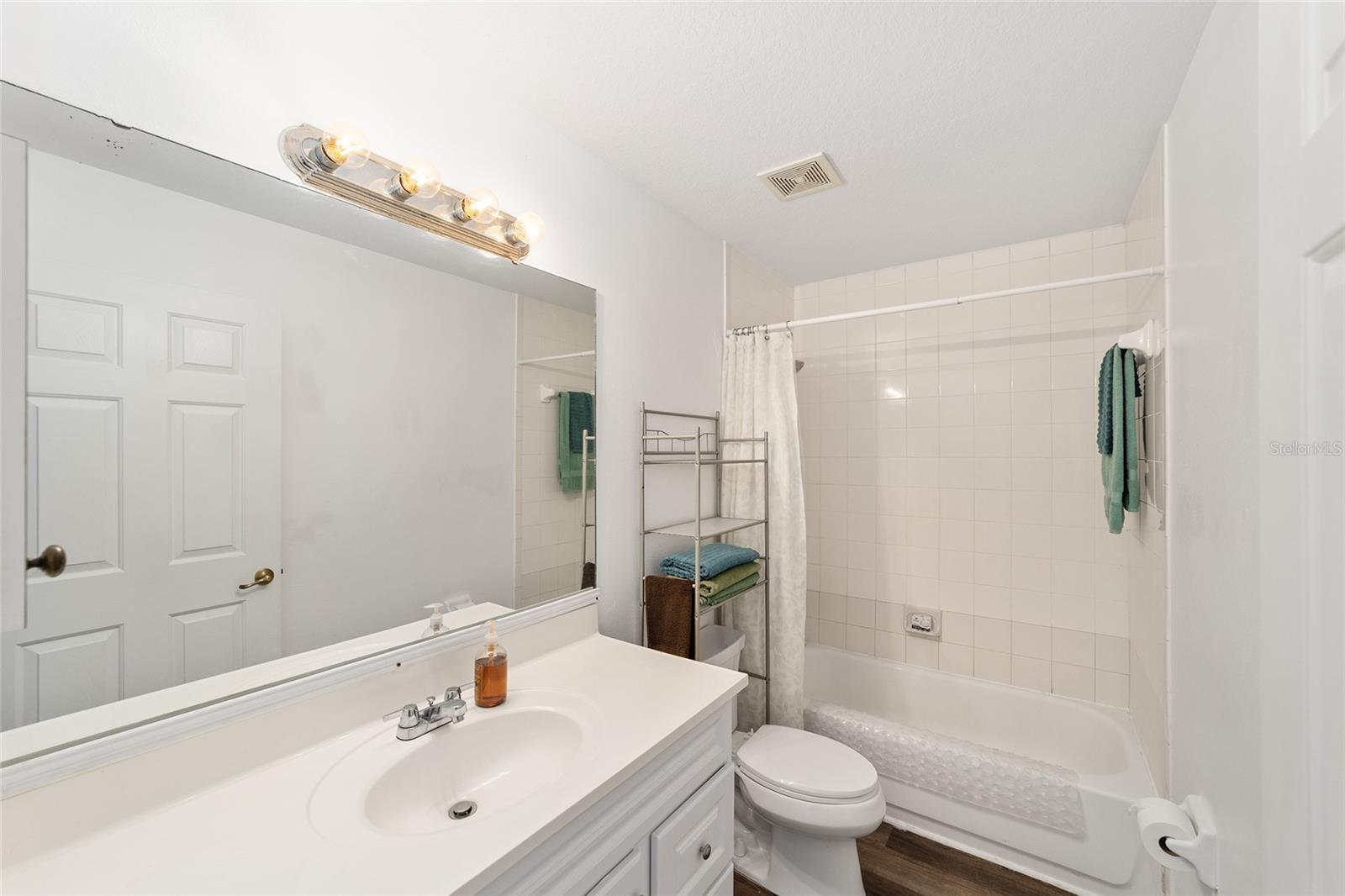 Image 23 of 34 For 6425 12th Avenue