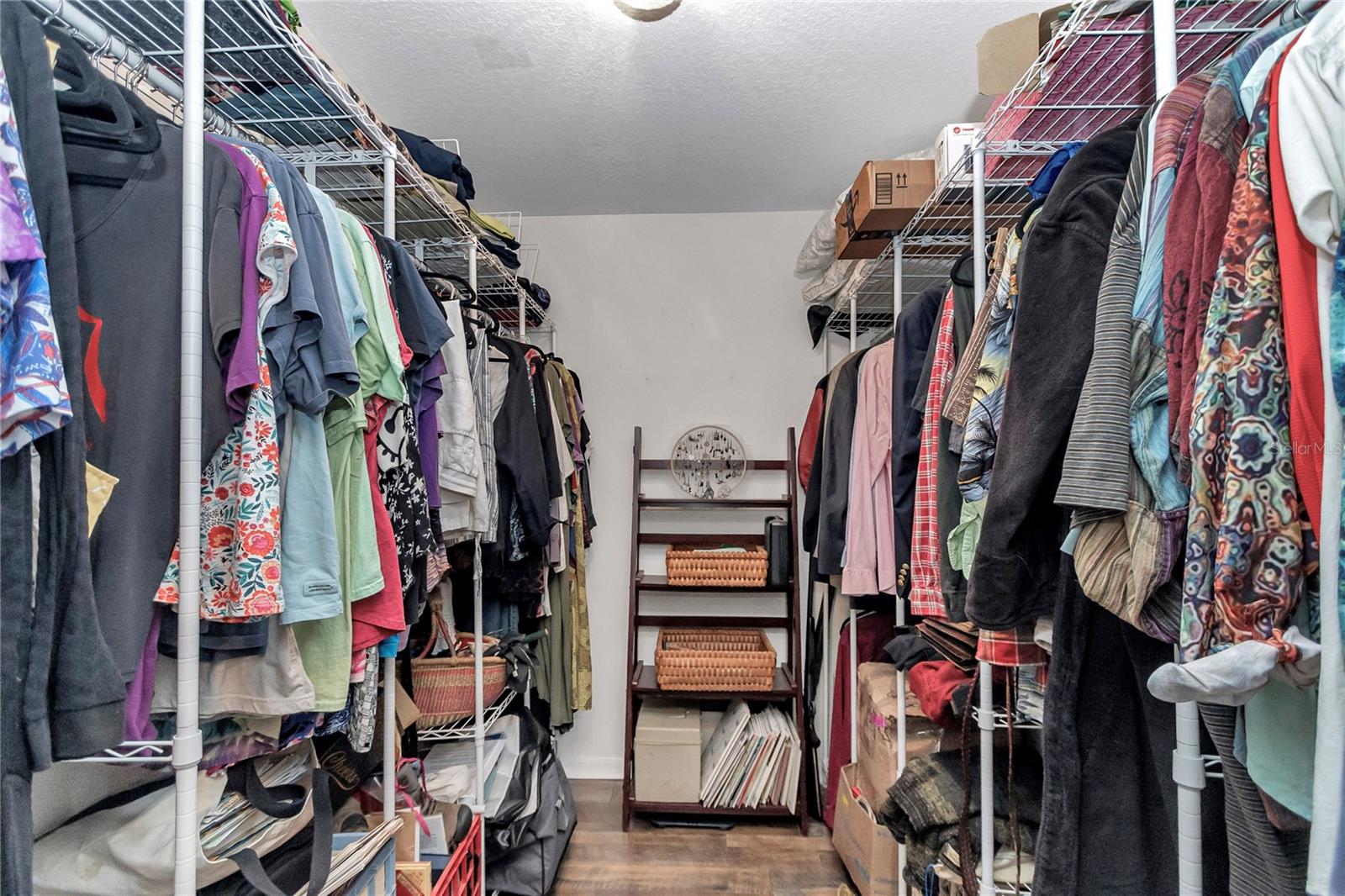 Image 18 of 71 For 9916 189th Circle