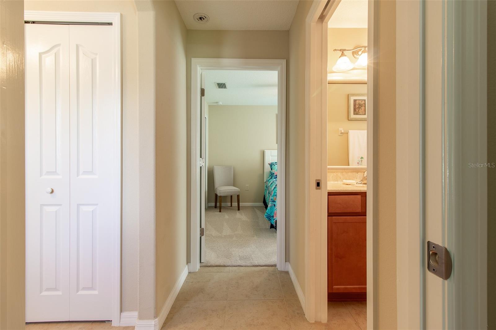 Image 18 of 37 For 16215 15th Court