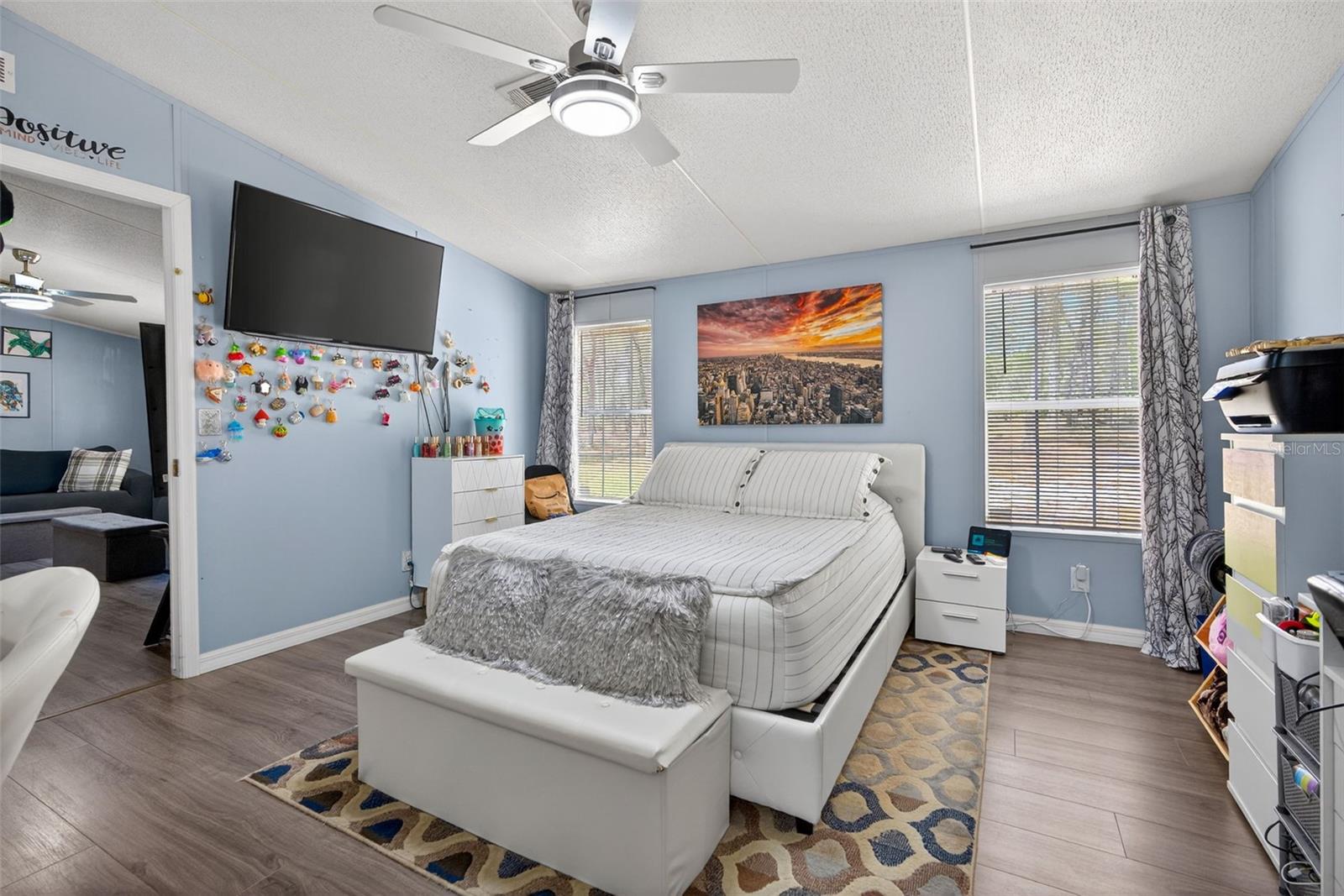 Image 16 of 39 For 16820 165th Avenue