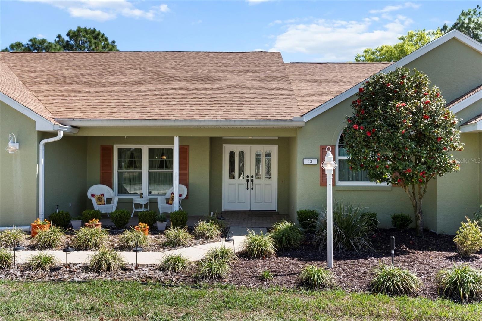 Listing photo id 1 for 13 Cupania Court