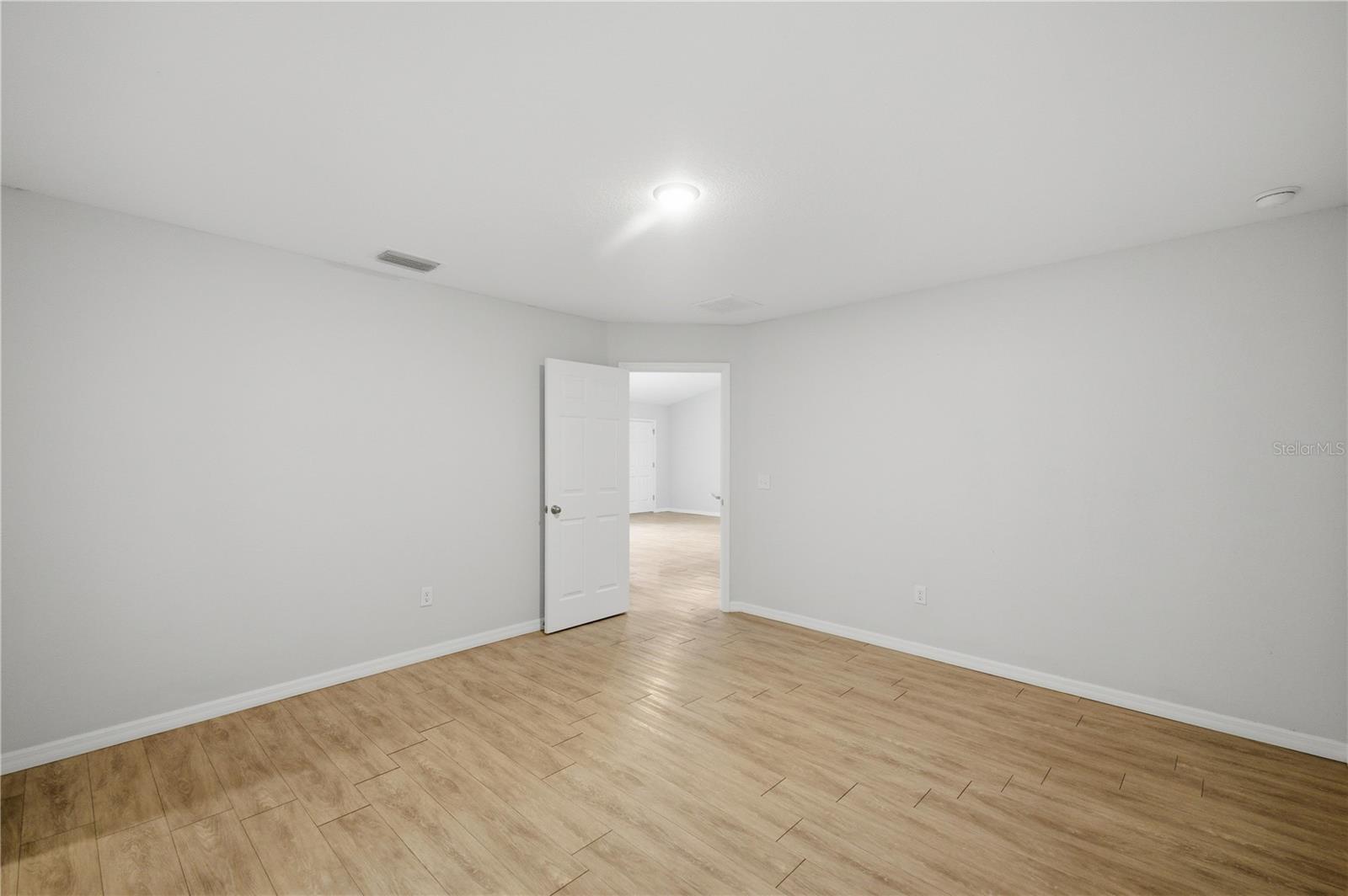 Image 10 of 20 For 57 Juniper Track