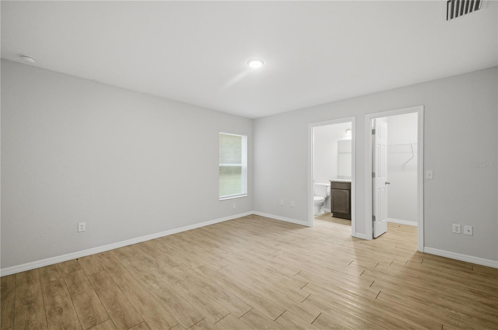 Image 11 of 20 For 57 Juniper Track