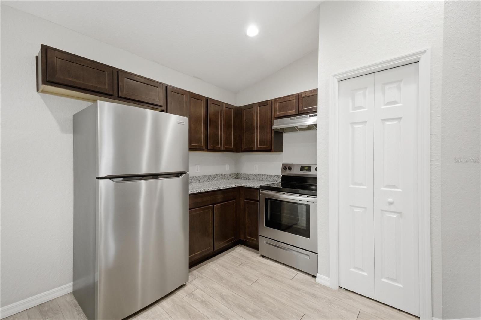 Image 8 of 20 For 57 Juniper Track