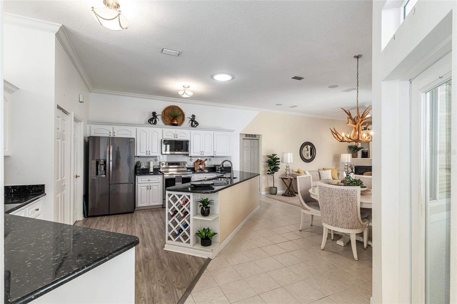 Image 20 of 91 For 5711 25th Loop