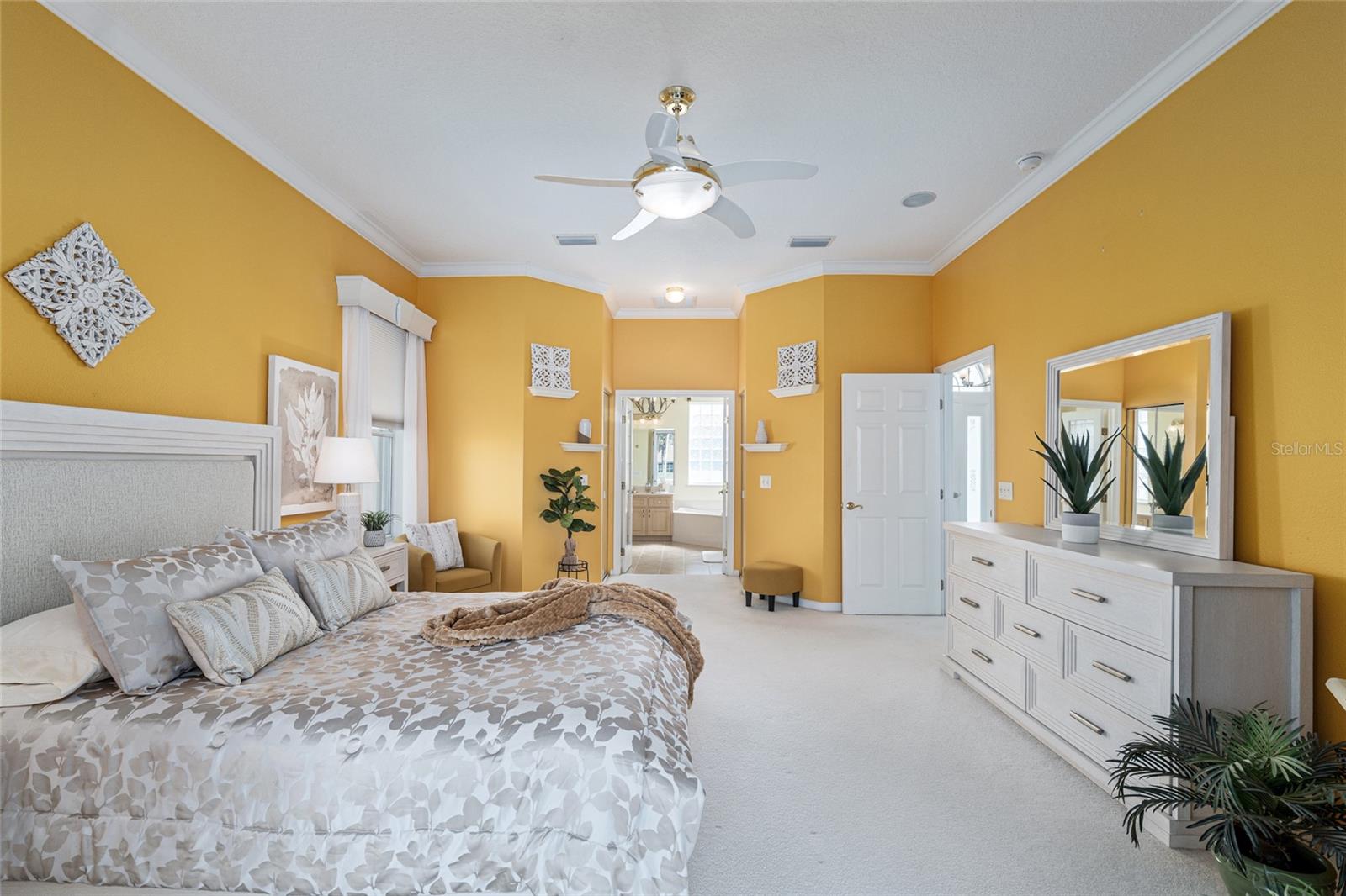 Image 42 of 91 For 5711 25th Loop