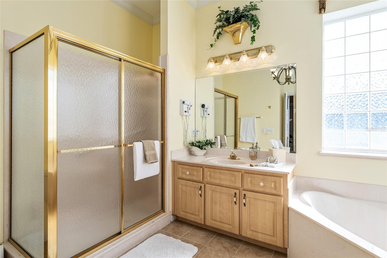 Image 46 of 91 For 5711 25th Loop