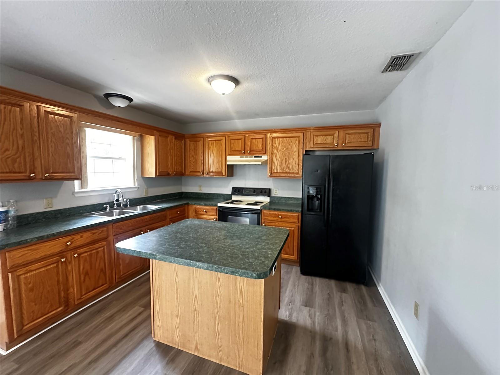 Image 13 of 16 For 75 Redwood Track Course