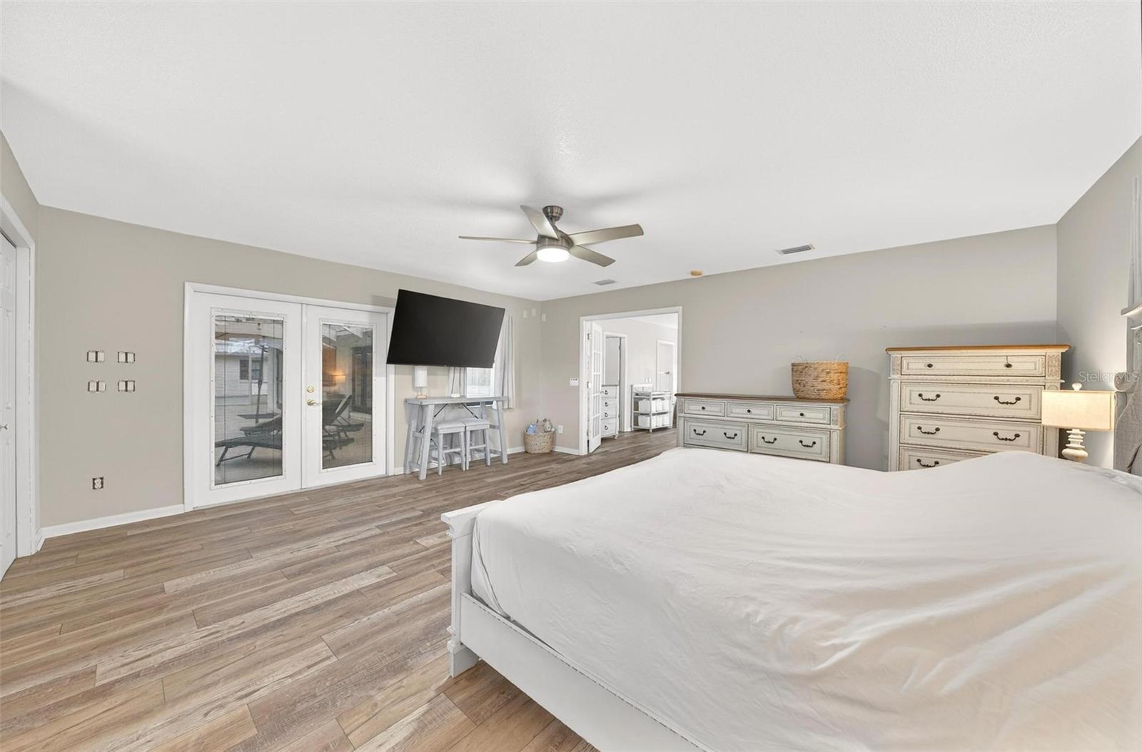 Image 28 of 100 For 12650 98th Lane