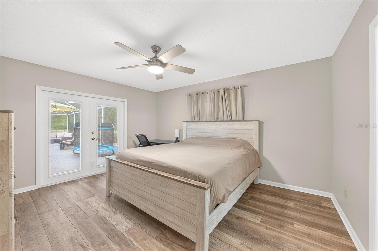 Image 37 of 100 For 12650 98th Lane