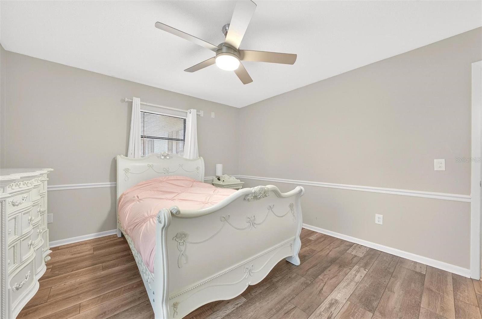 Image 44 of 100 For 12650 98th Lane