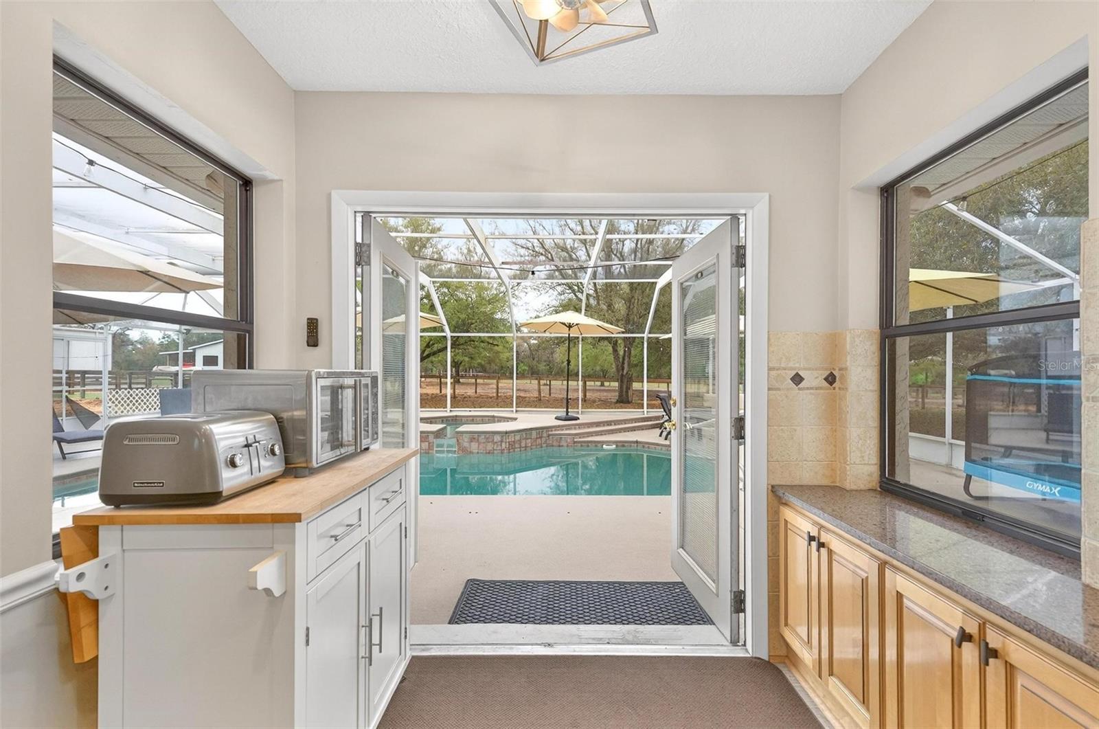 Image 46 of 100 For 12650 98th Lane