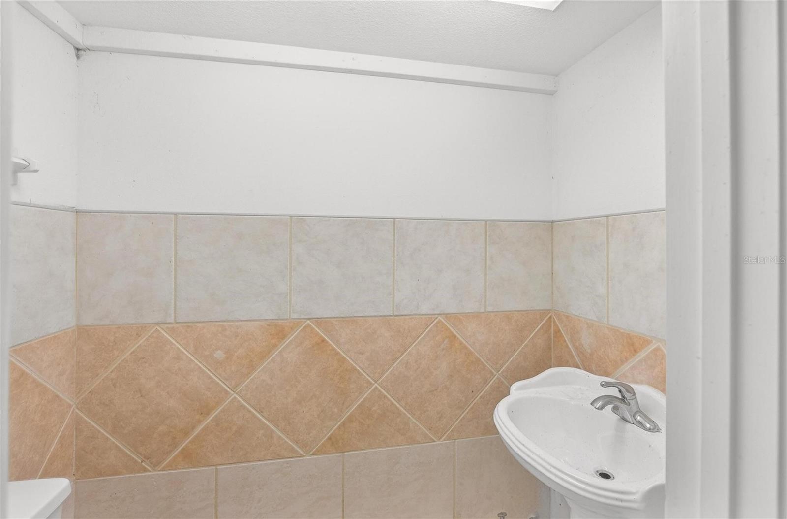 Image 73 of 100 For 12650 98th Lane