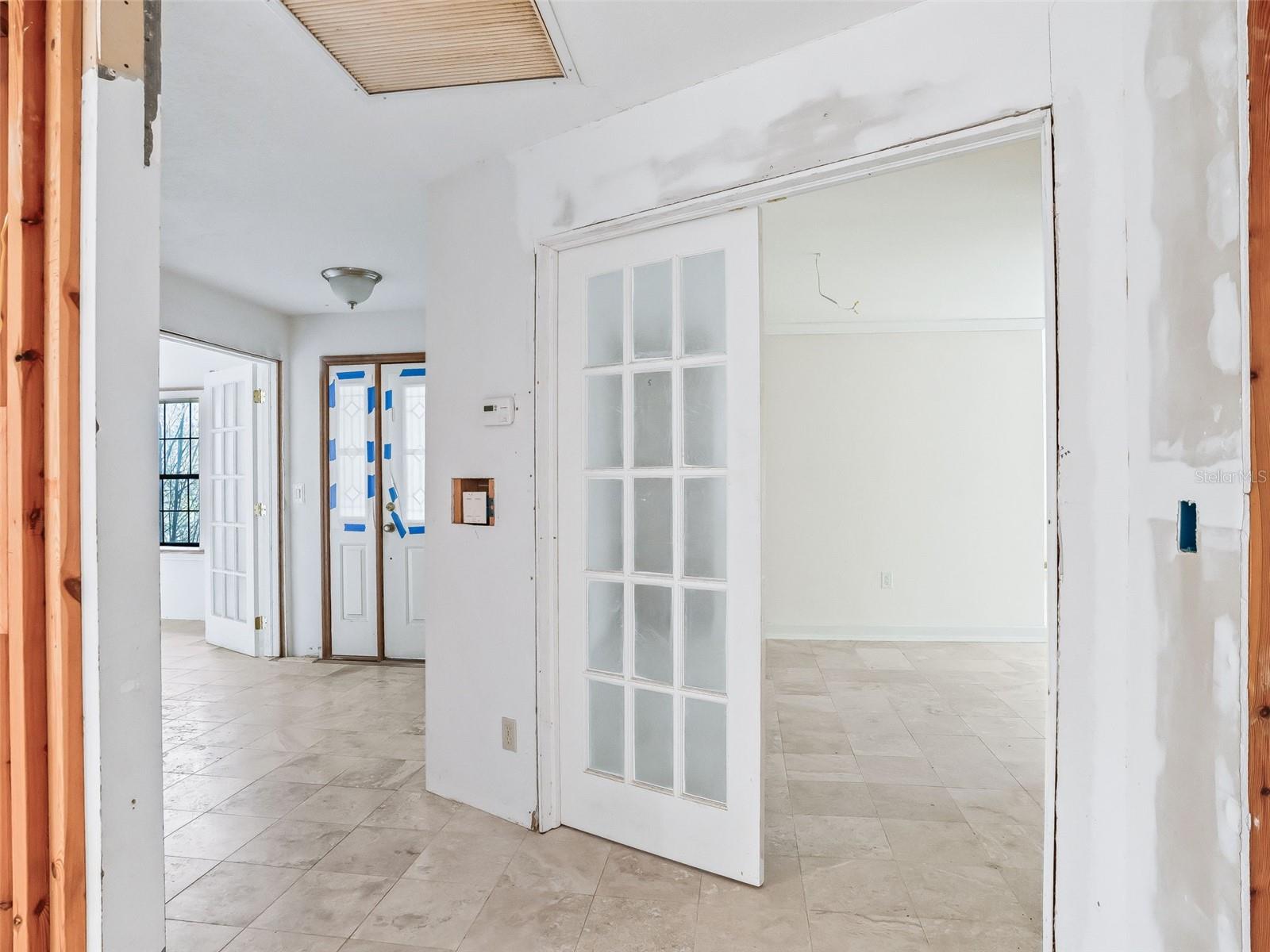 Image 20 of 41 For 10120 71st Court