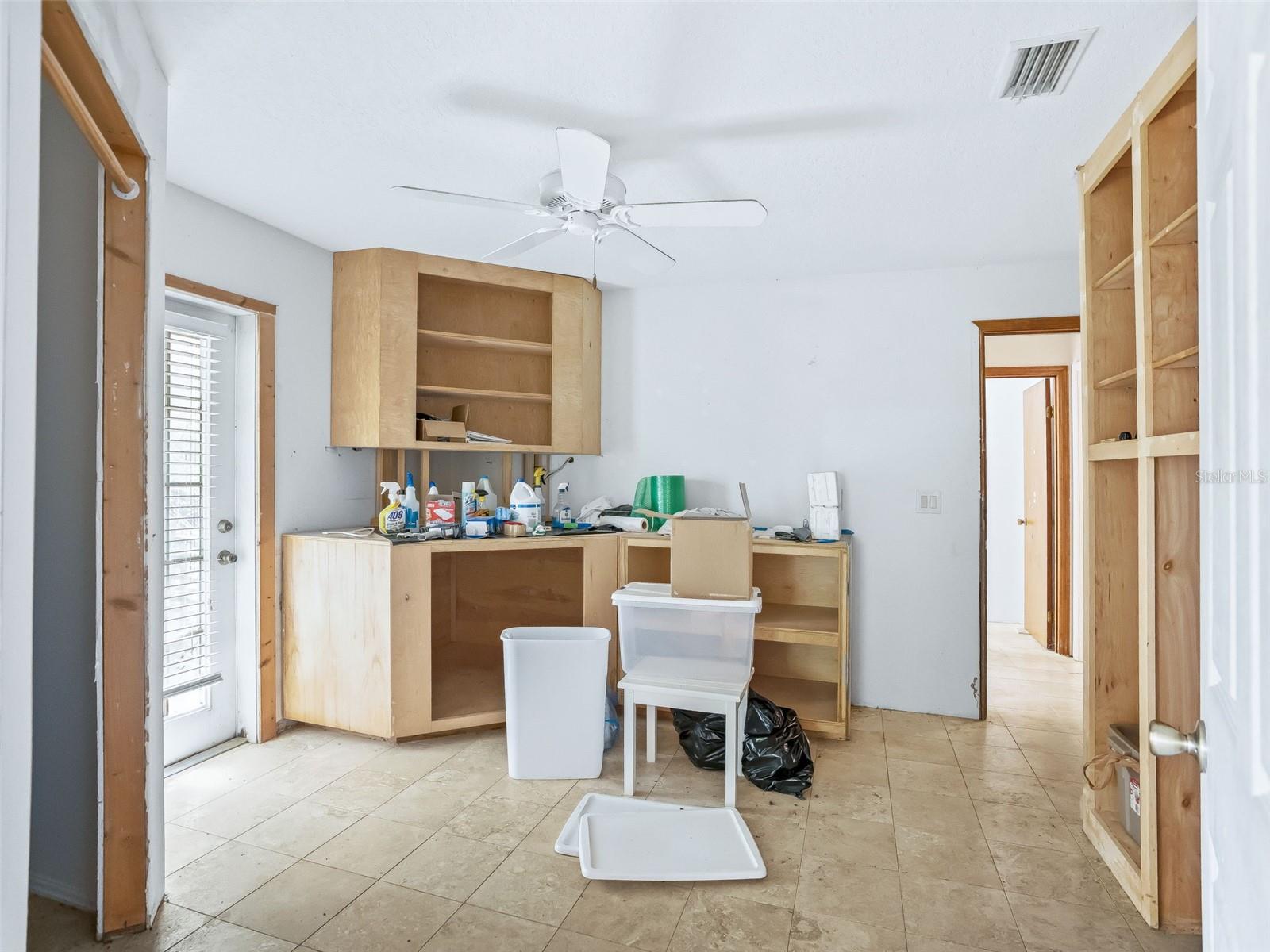 Image 23 of 41 For 10120 71st Court