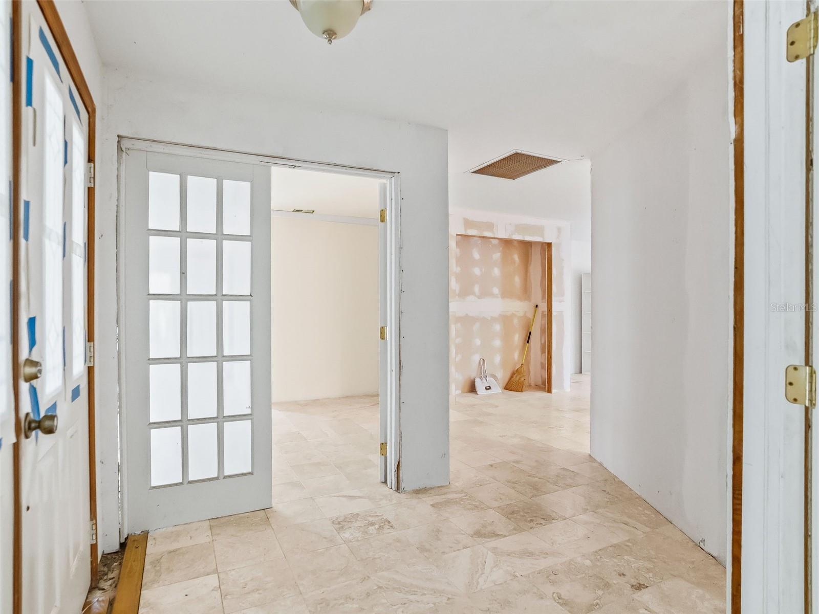 Image 9 of 41 For 10120 71st Court